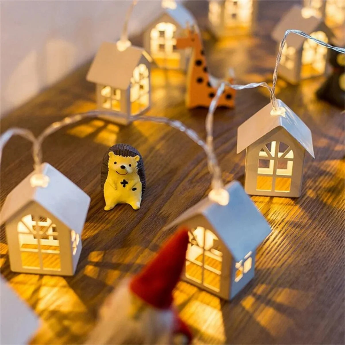 1PC 1.5M10LED Wood Tiny House Battery Operated String Light Garland Fairy Lights Atmosphere Hanging Decorative Lamp Suitable