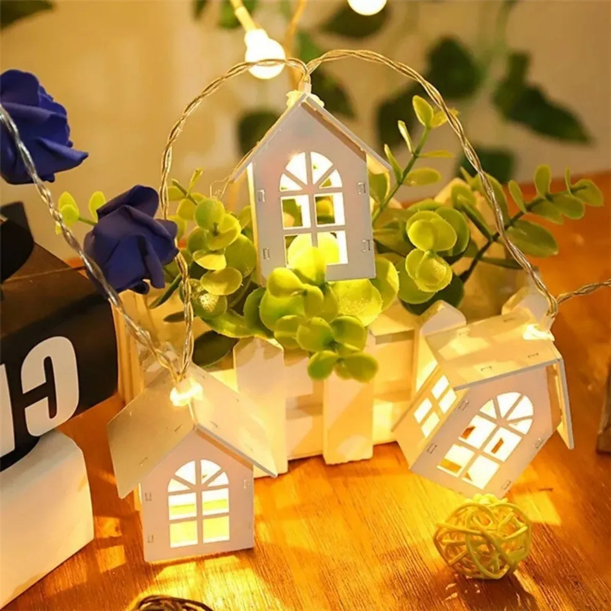 1PC 1.5M10LED Wood Tiny House Battery Operated String Light Garland Fairy Lights Atmosphere Hanging Decorative Lamp Suitable